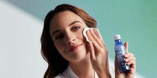 Des soins doux pour la peau grasse