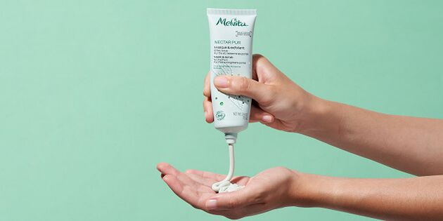 Skin care routine : gommer et exfolier, les 2 soins à faire chaque semaine