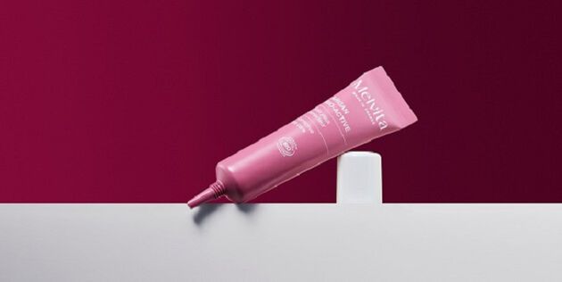 Les &eacute;tapes de votre routine beaut&eacute; : appliquer un contour des yeux pour lisser et raffermir le contour de l&rsquo;&oelig;il. Exfolier votre peau une fois par semaine pour redonner de l'&eacute;clat &agrave; la peau
