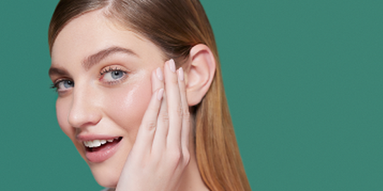 Des soins doux pour la peau grasse