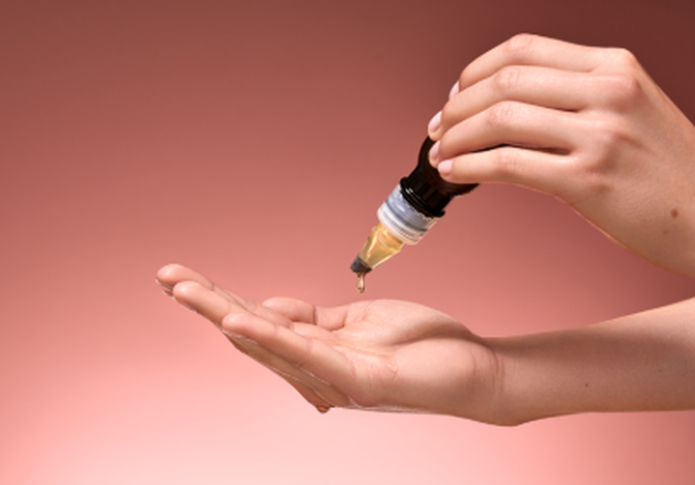 L'huile de jojoba pour les peaux d&eacute;shydrat&eacute;es
